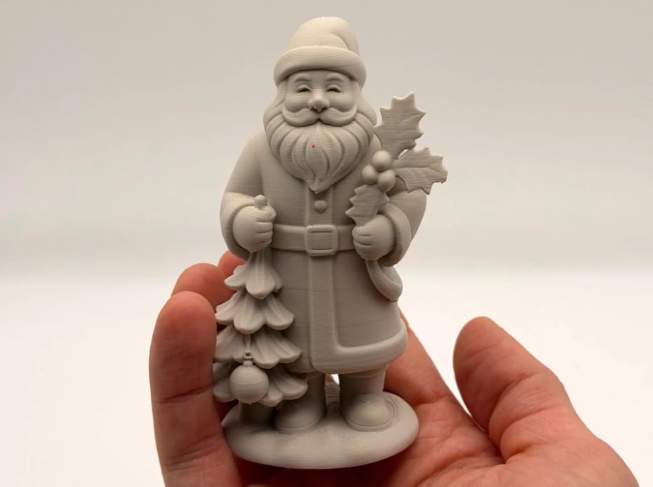 Дед Мороз с ёлкой